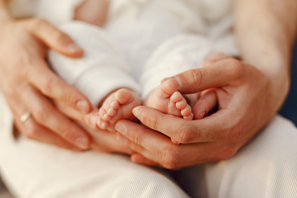 Infant Care: What does a Newborn Needs? - Safe-O-Kid