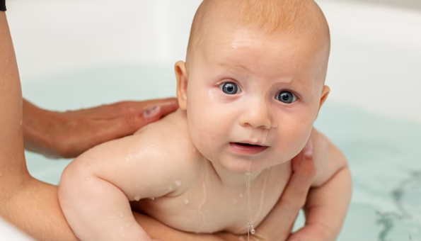 Proper Baby Bathing and Massage Etiquette Guide